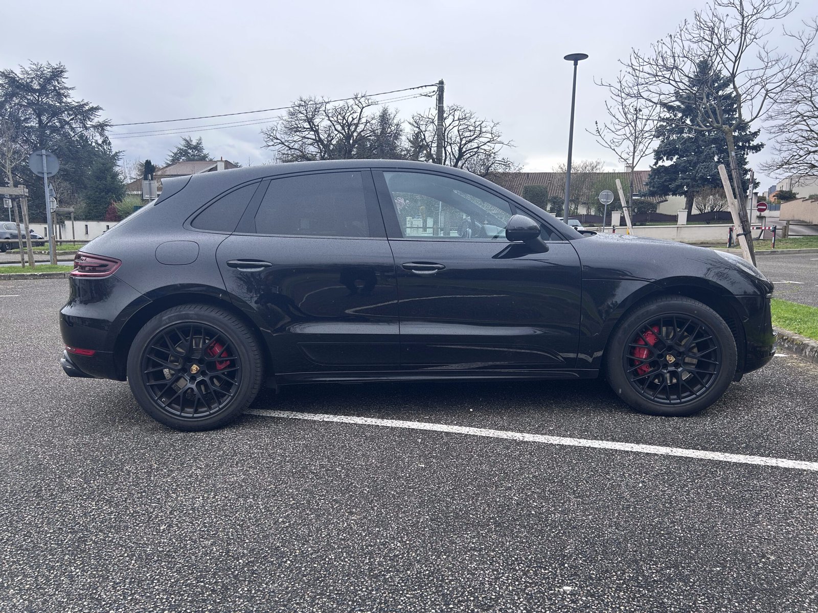 PORSCHE Macan GTS