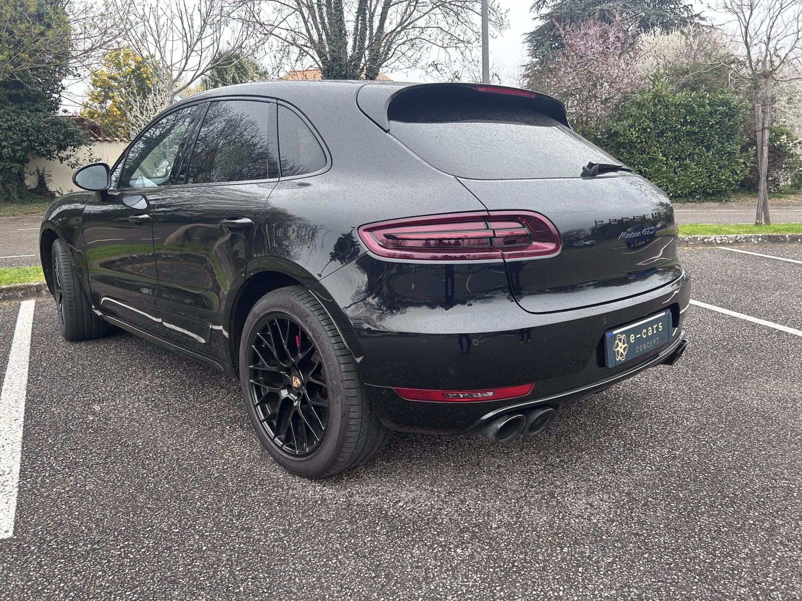 PORSCHE Macan GTS