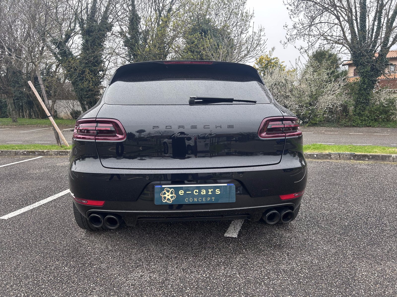 PORSCHE Macan GTS