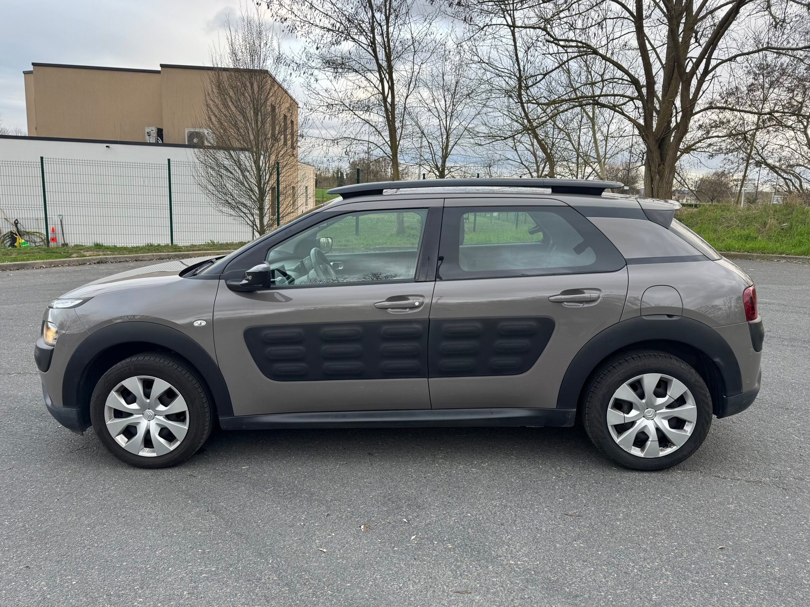 Citroën C4 Cactus 1.6 BlueHDi 99CH «FEEL»