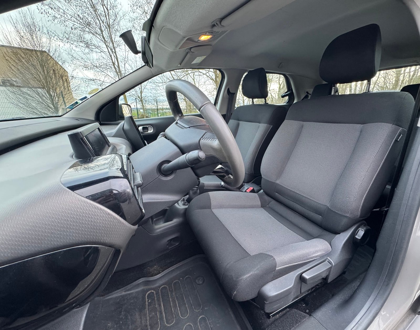 Citroën C4 Cactus 1.6 BlueHDi 99CH «FEEL»