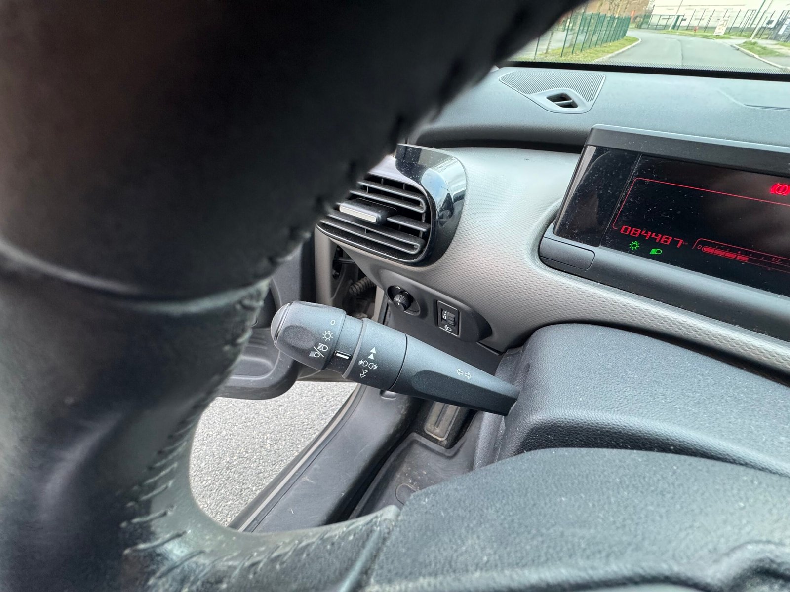 Citroën C4 Cactus 1.6 BlueHDi 99CH «FEEL»