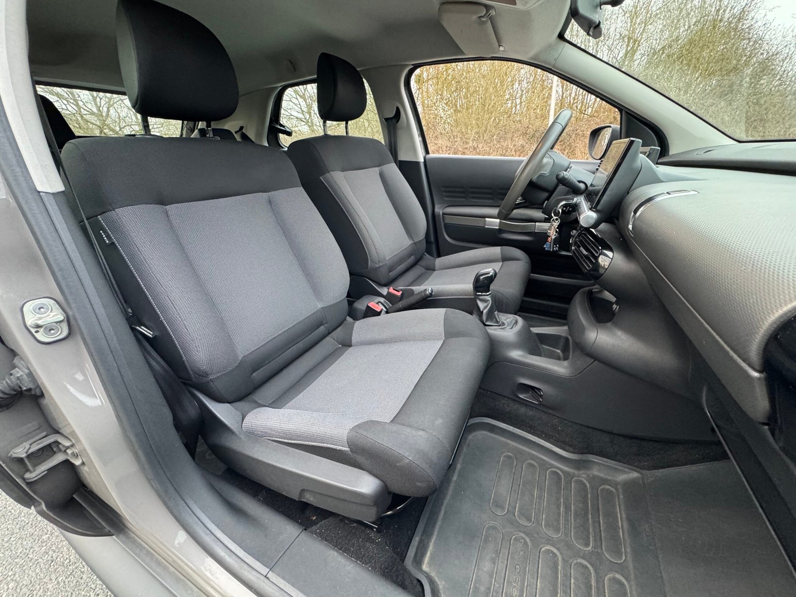 Citroën C4 Cactus 1.6 BlueHDi 99CH «FEEL»