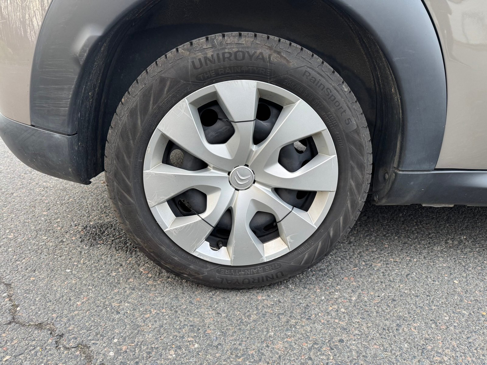 Citroën C4 Cactus 1.6 BlueHDi 99CH «FEEL»