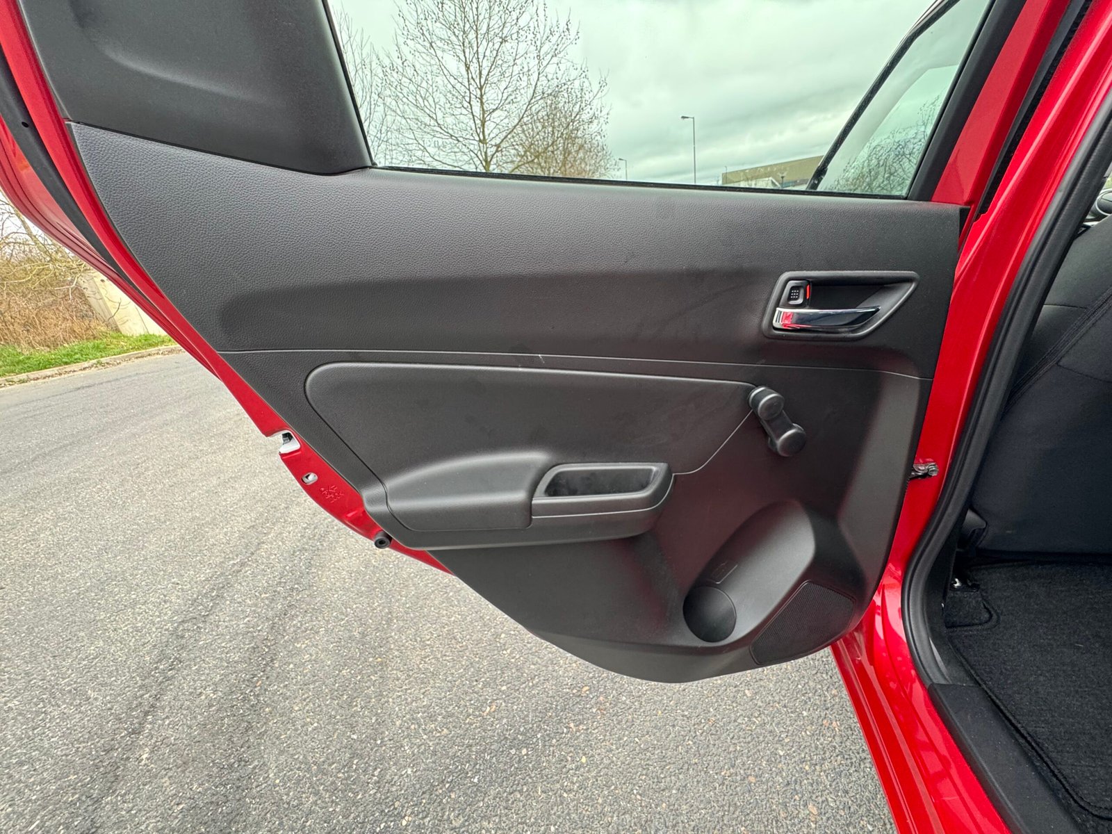 Suzuki Swift V Phase 2 1.2 SHVS CVT 83CH «PRIVILEGE»