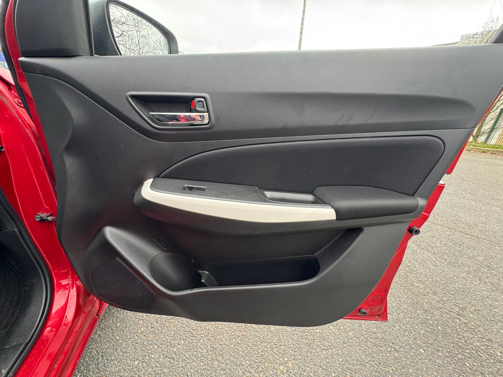 Suzuki Swift V Phase 2 1.2 SHVS CVT 83CH «PRIVILEGE»