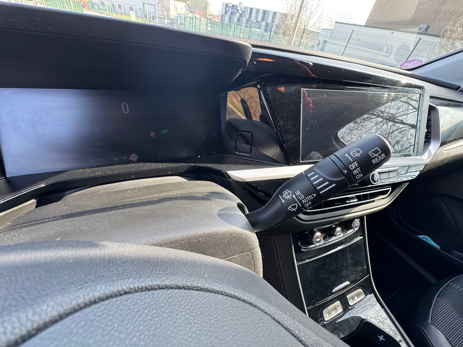 OPEL Grandland (Phase 2) 1.6 i PHEV EAT8 S&S 225 ch « GS Line »