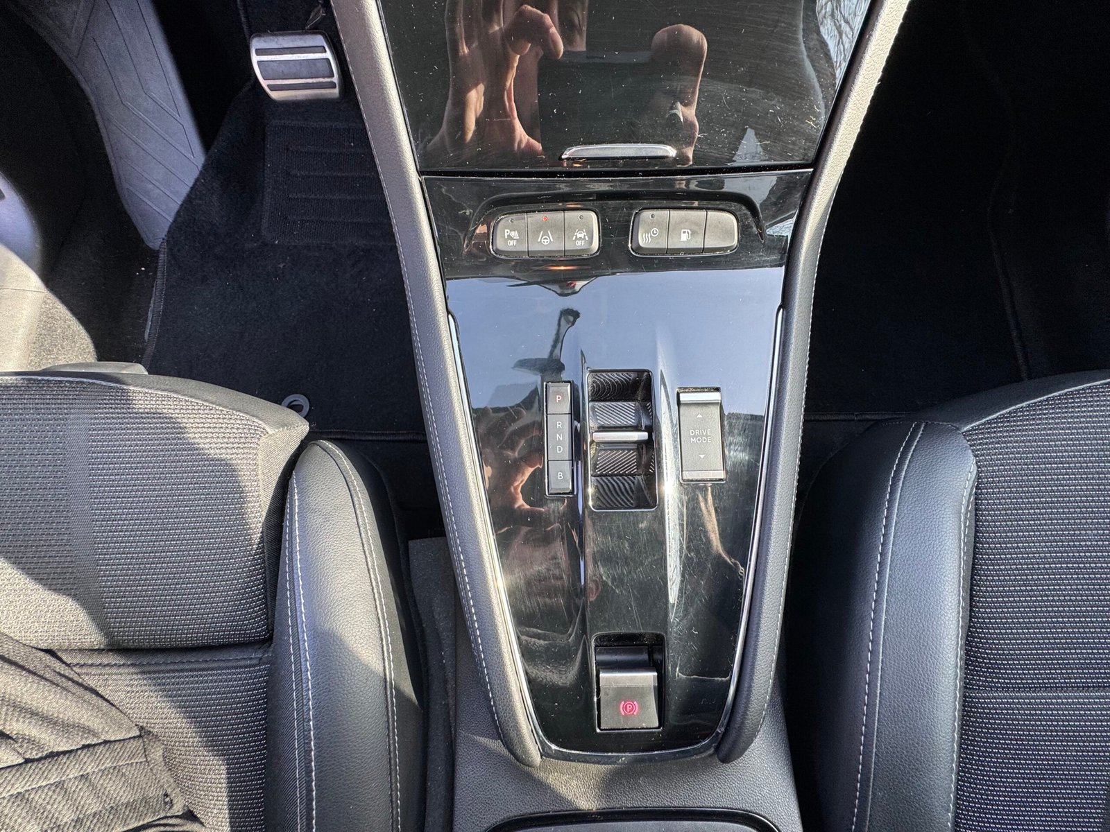 OPEL Grandland (Phase 2) 1.6 i PHEV EAT8 S&S 225 ch « GS Line »