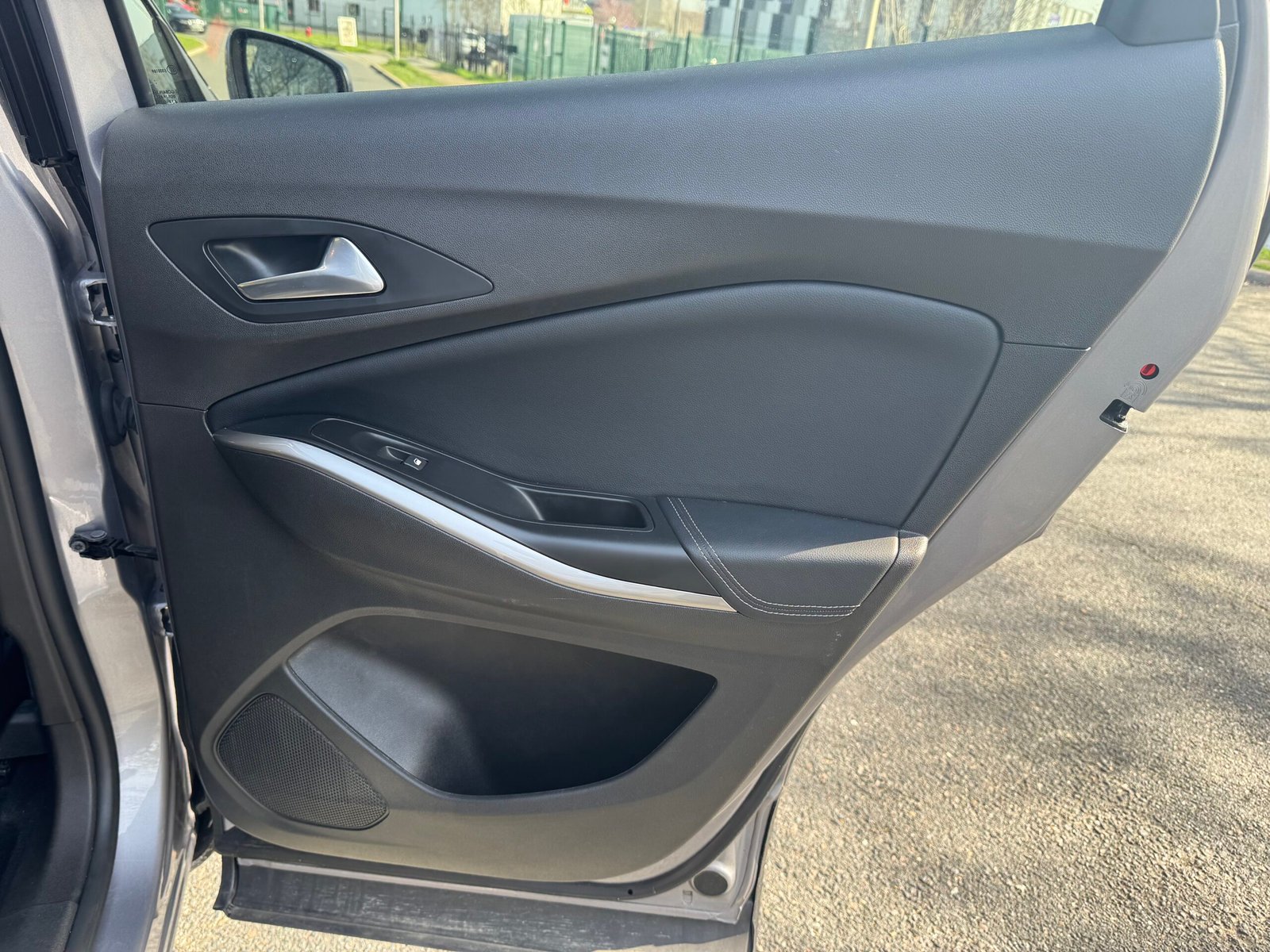 OPEL Grandland (Phase 2) 1.6 i PHEV EAT8 S&S 225 ch « GS Line »