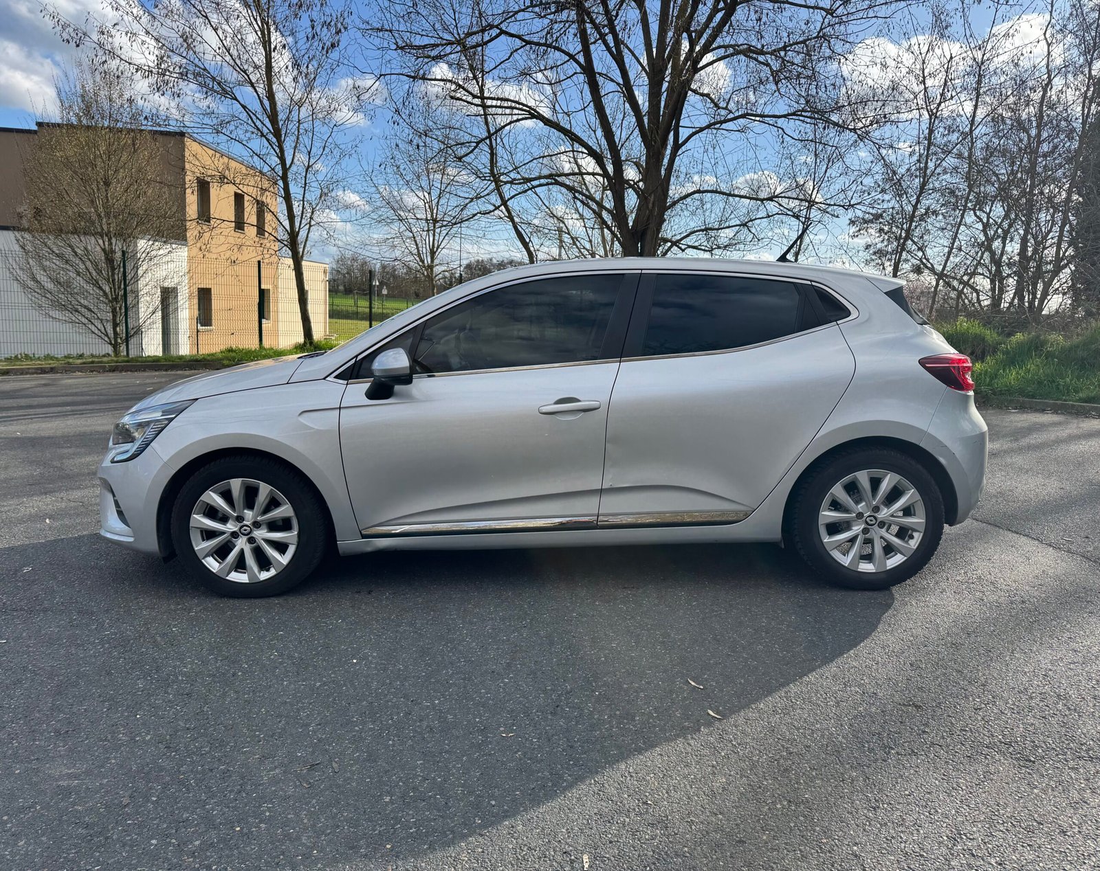 RENAULT Clio V 1.0 TCe S&S 90CH « INTENS »