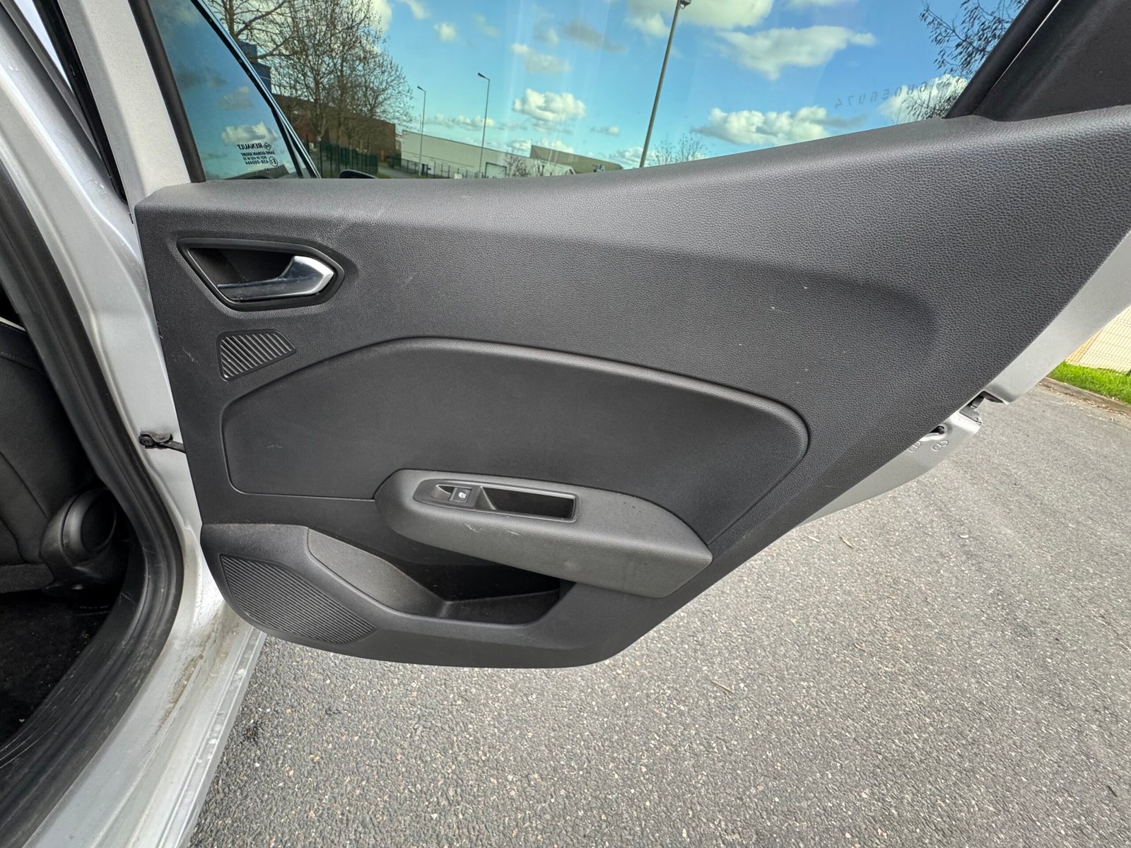 RENAULT Clio V 1.0 TCe S&S 90CH « INTENS »