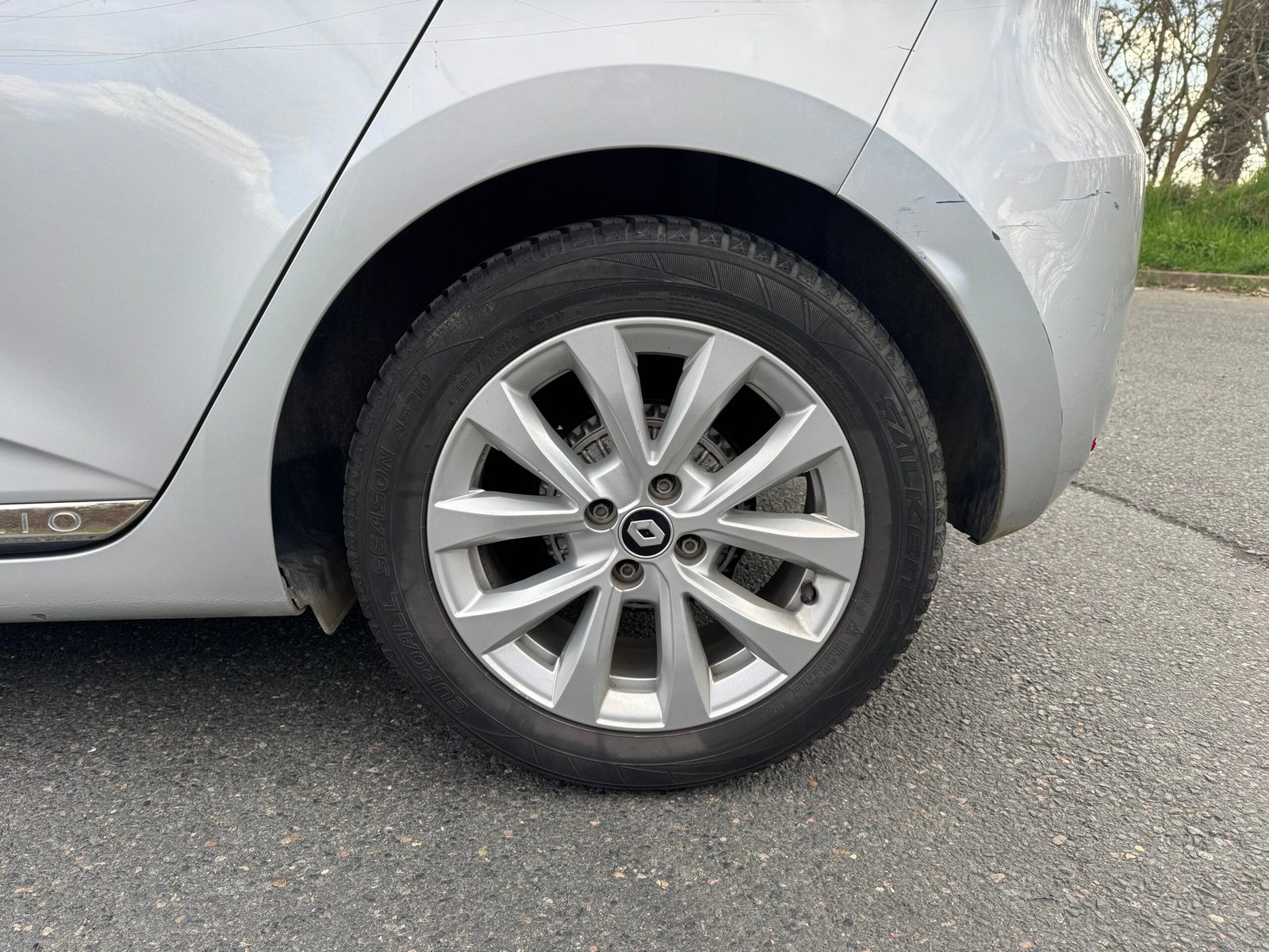 RENAULT Clio V 1.0 TCe S&S 90CH « INTENS »