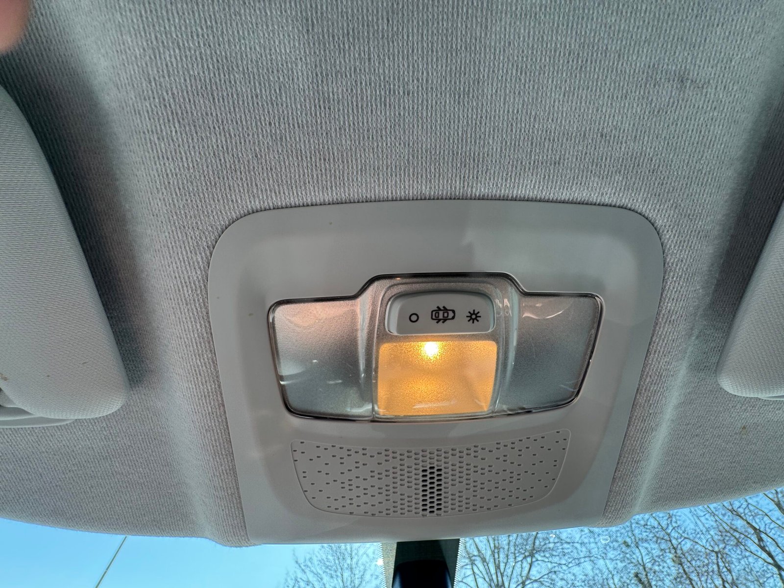 Peugeot 208 I Phase 2 1.2 VTi 82CH « STYLE »