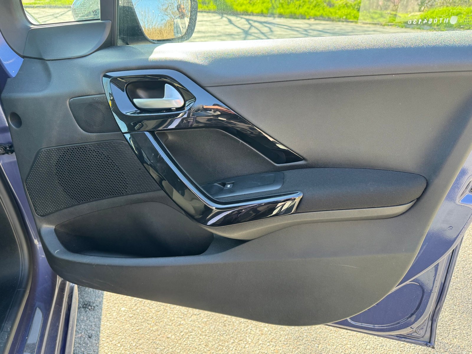 Peugeot 208 I Phase 2 1.2 VTi 82CH « STYLE »