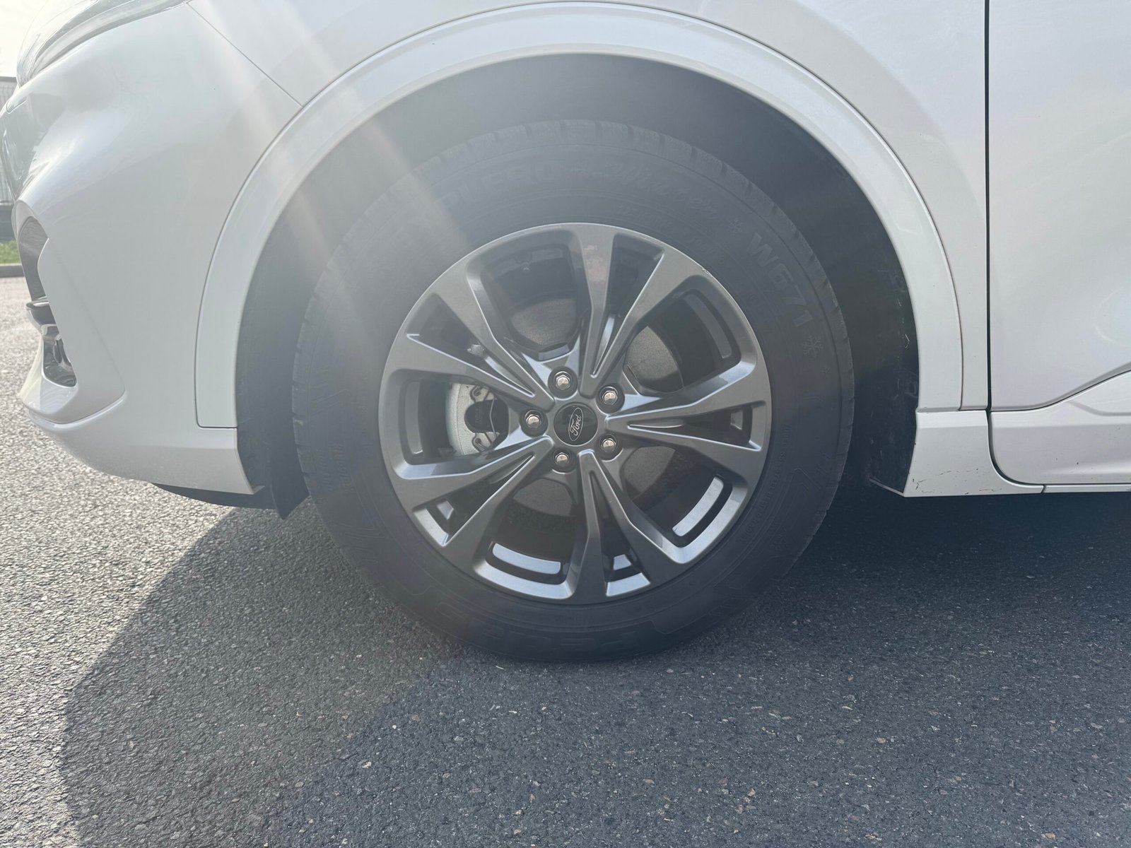 FORD Kuga III 2.5 Duratec 190 Hybrid 4×2 CVT 152CH