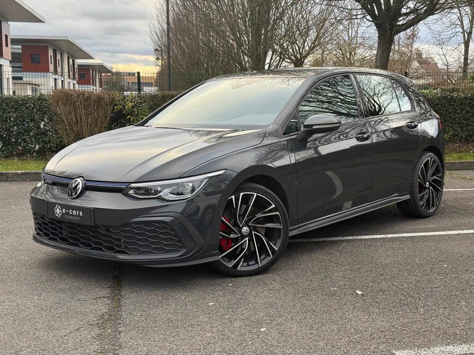 VOLKSWAGEN Golf VIII GTE Hatchback 1.4 TSi 16V 245 Plug in Hybrid DSG6 150 cv Boîte auto