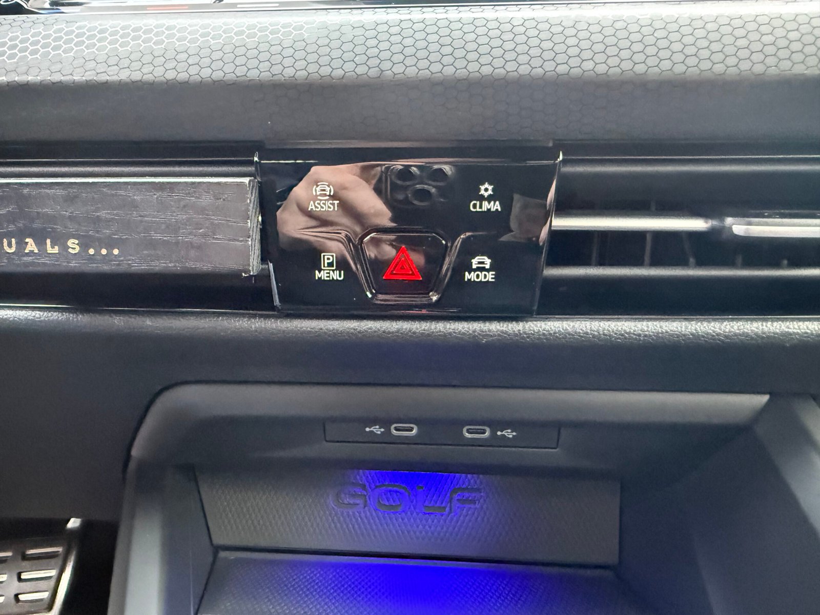 VOLKSWAGEN Golf VIII GTE Hatchback 1.4 TSi 16V 245 Plug in Hybrid DSG6 150 cv Boîte auto