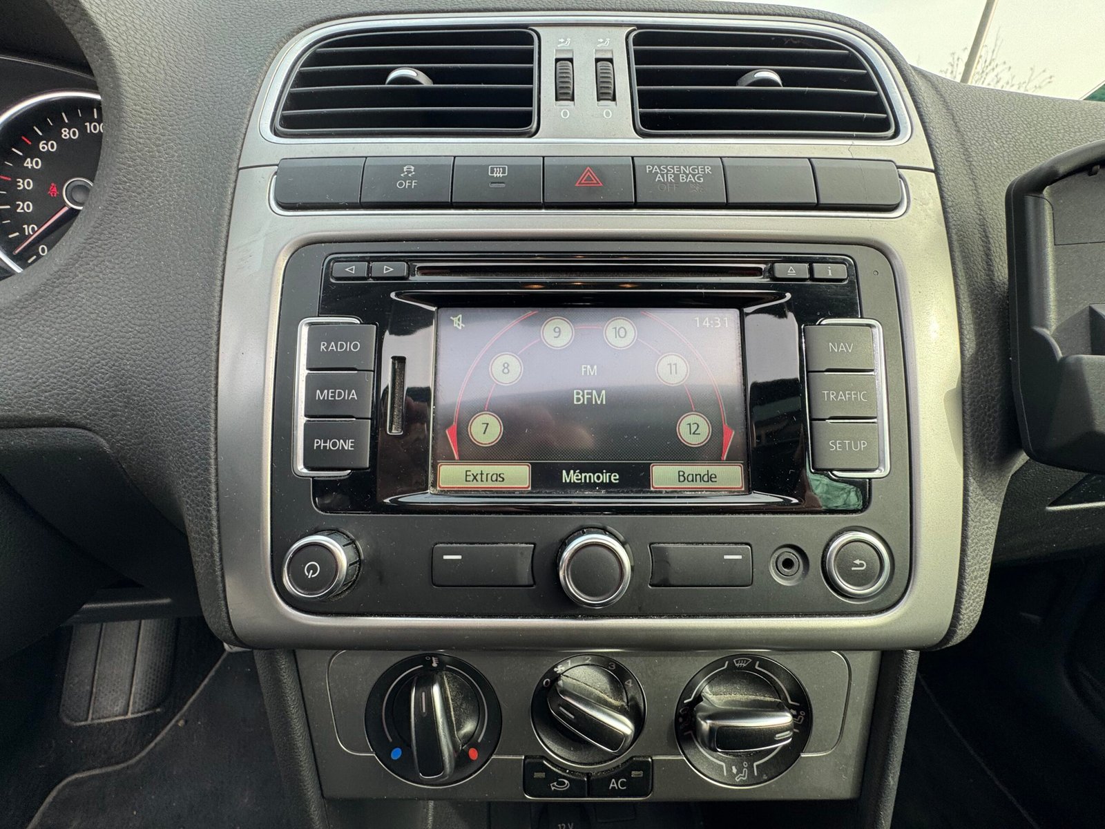 VOLKSWAGEN POLO V 1.2 TSi 105CH « LIFE »