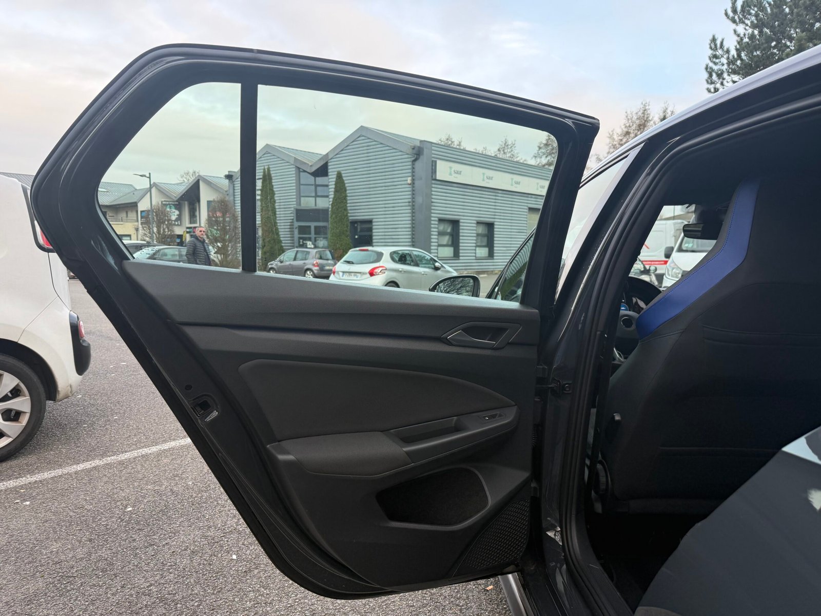 VOLKSWAGEN Golf VIII GTE Hatchback 1.4 TSi 16V 245 Plug in Hybrid DSG6 150 cv Boîte auto