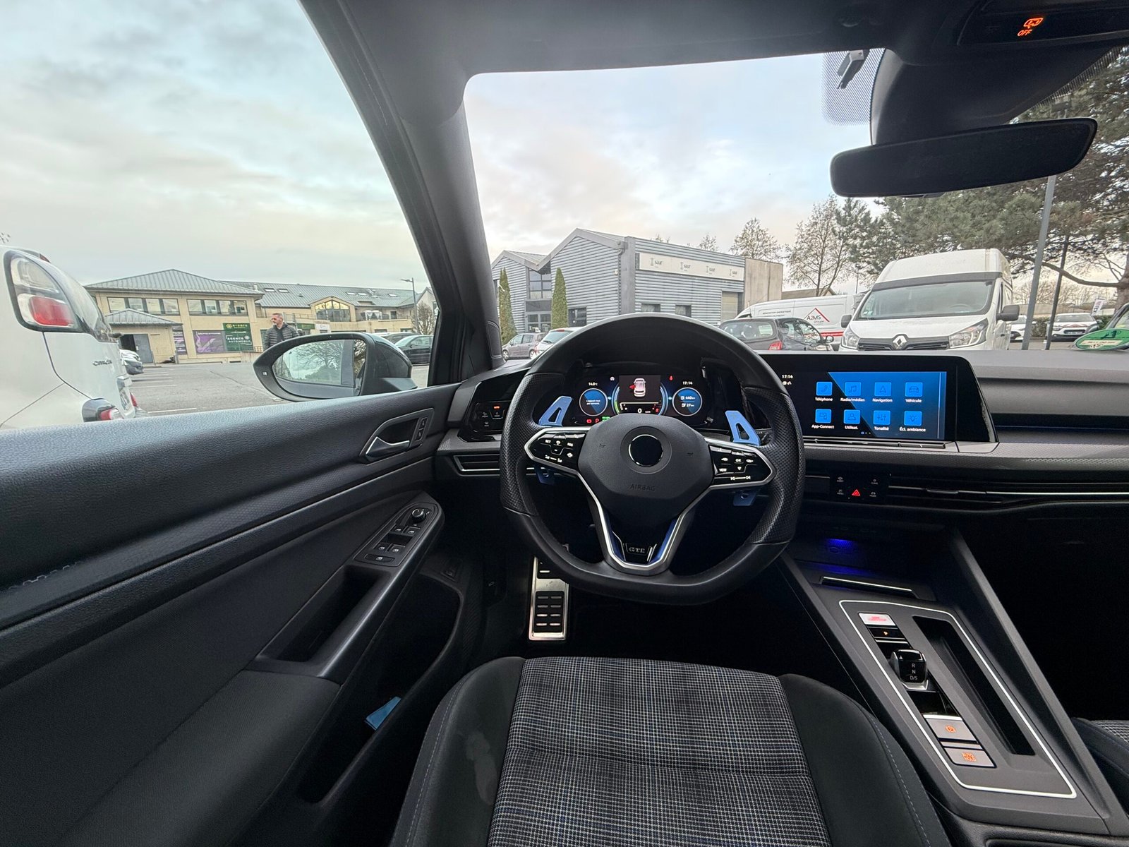 VOLKSWAGEN Golf VIII GTE Hatchback 1.4 TSi 16V 245 Plug in Hybrid DSG6 150 cv Boîte auto