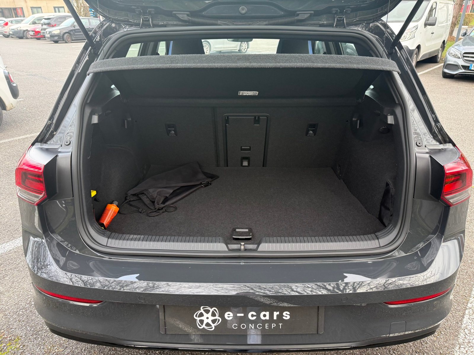 VOLKSWAGEN Golf VIII GTE Hatchback 1.4 TSi 16V 245 Plug in Hybrid DSG6 150 cv Boîte auto