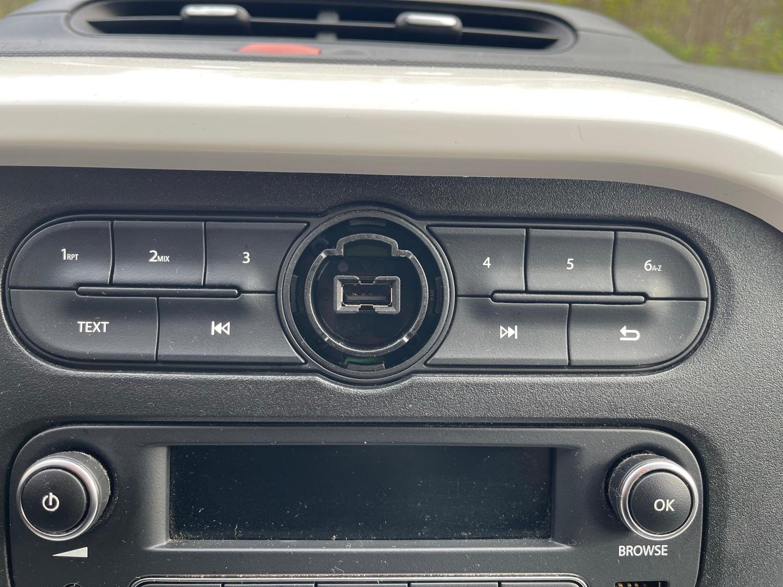 TWINGO III 1.0 SCe 12V eco2 71 INTENS