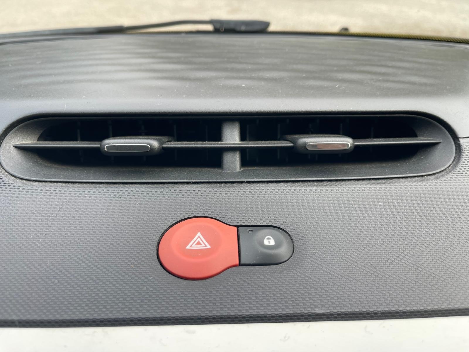 TWINGO III 1.0 SCe 12V eco2 71 INTENS