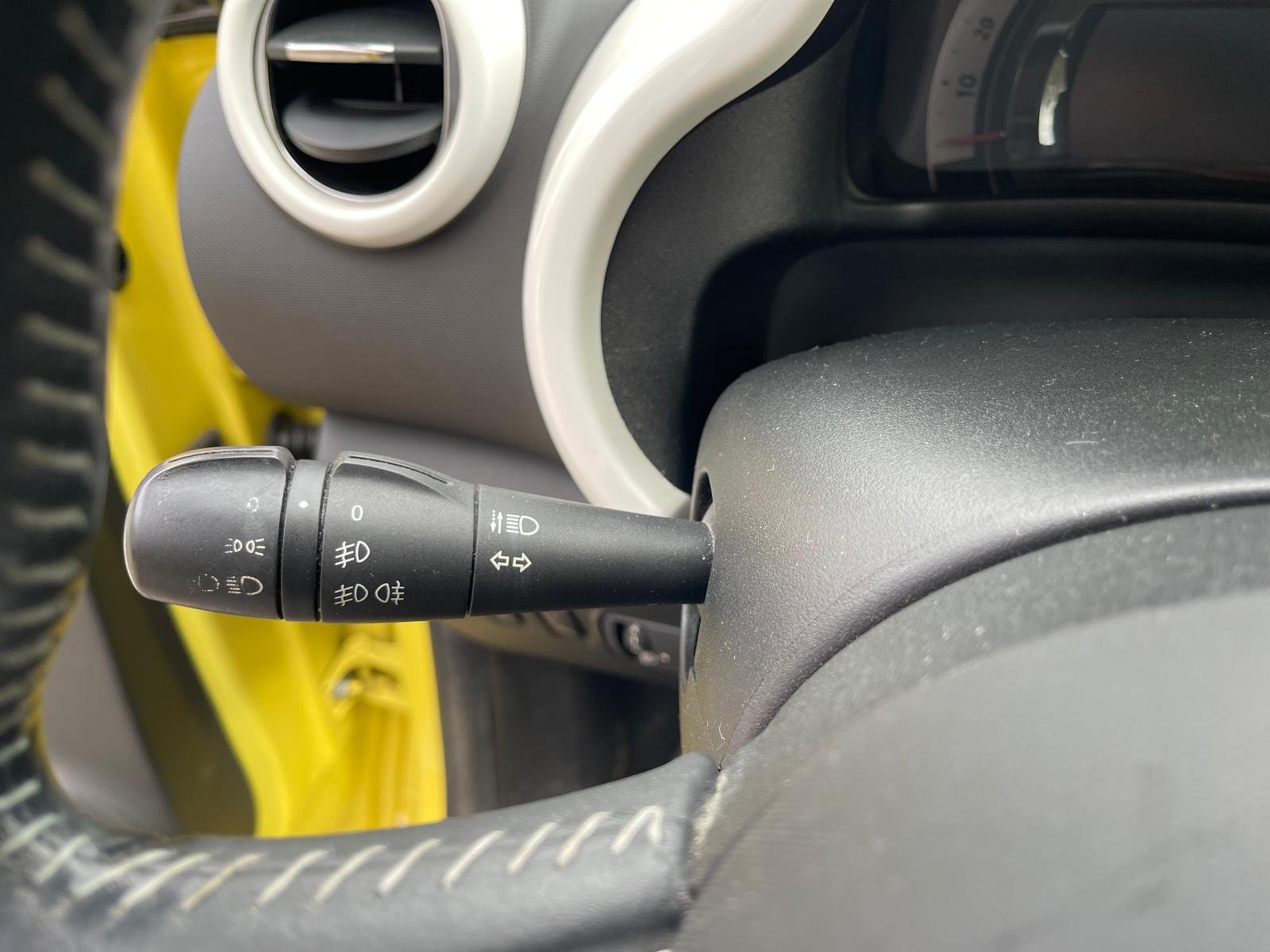 TWINGO III 1.0 SCe 12V eco2 71 INTENS