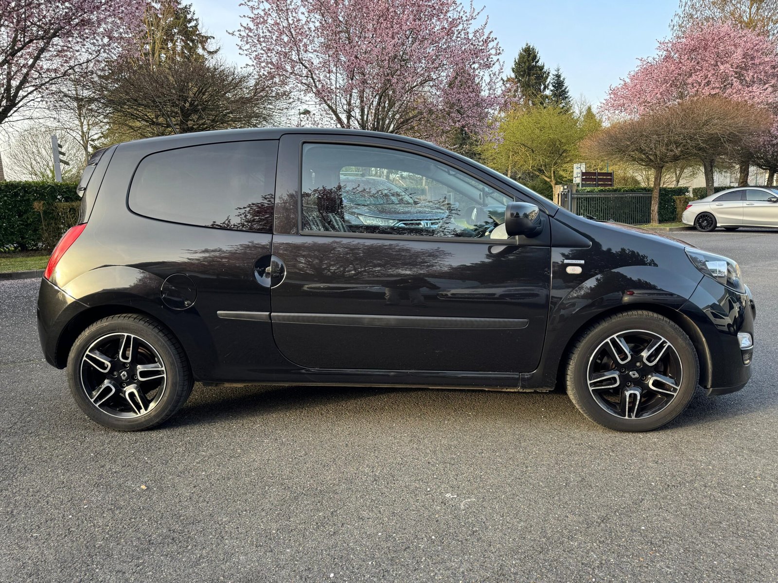 RENAULT Twingo II Phase 2 (X44) 1.2 i 16V LEV eco2 75 cv Limited