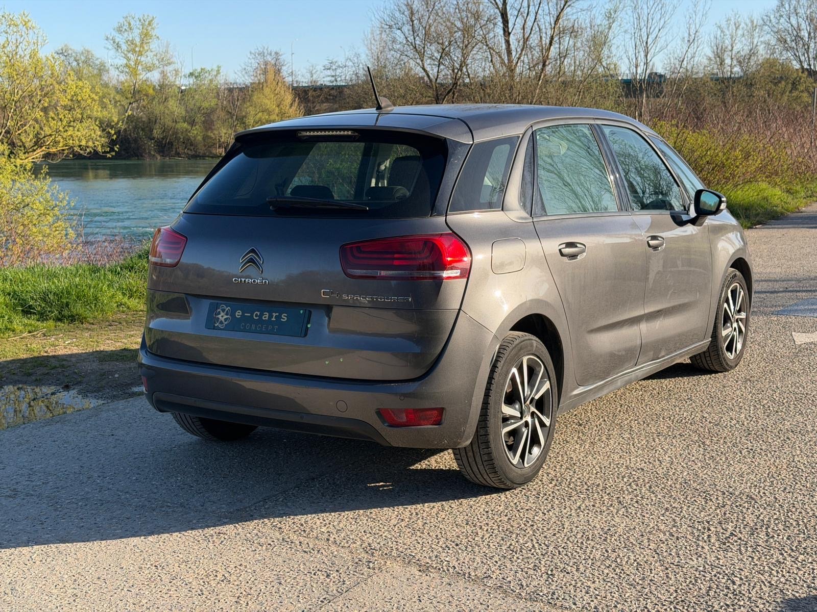 Citroën C4 Spacetourer Buisness 1,5 BlueHDI 130Cv