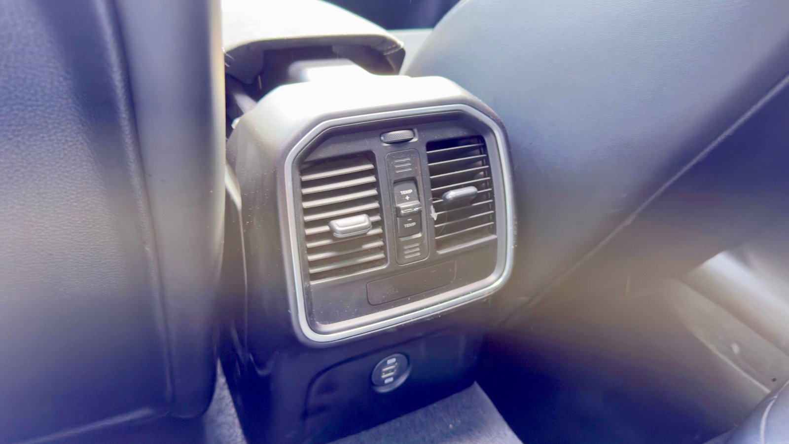 Porsche Macan turbo pack performance 442 cv