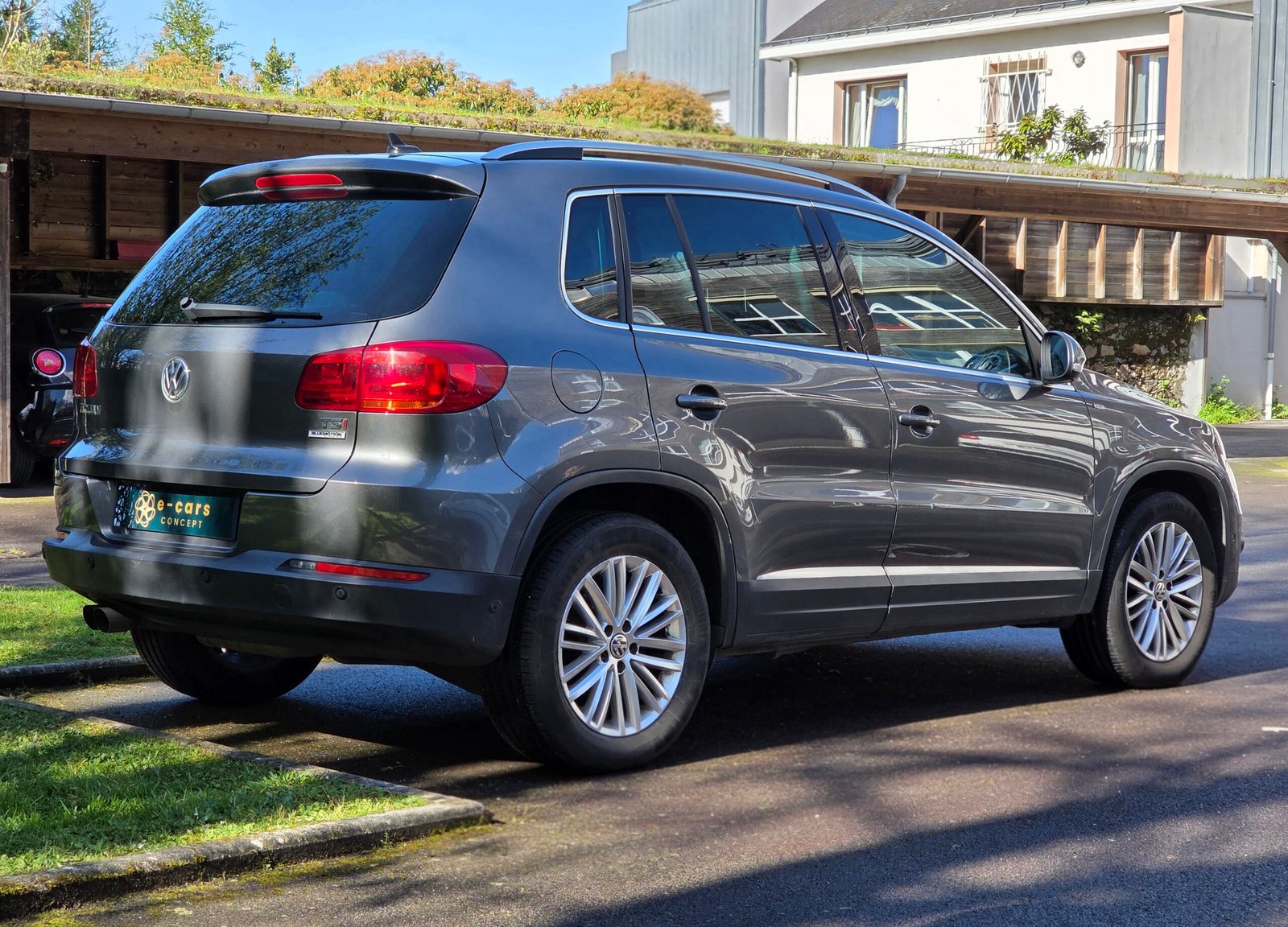 VOLKSWAGEN TIGUAN – 1.4 TSI 122ch BVM6 Série Spéciale CUP