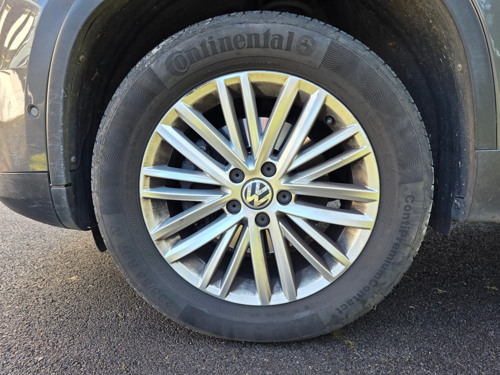 VOLKSWAGEN TIGUAN – 1.4 TSI 122ch BVM6 Série Spéciale CUP