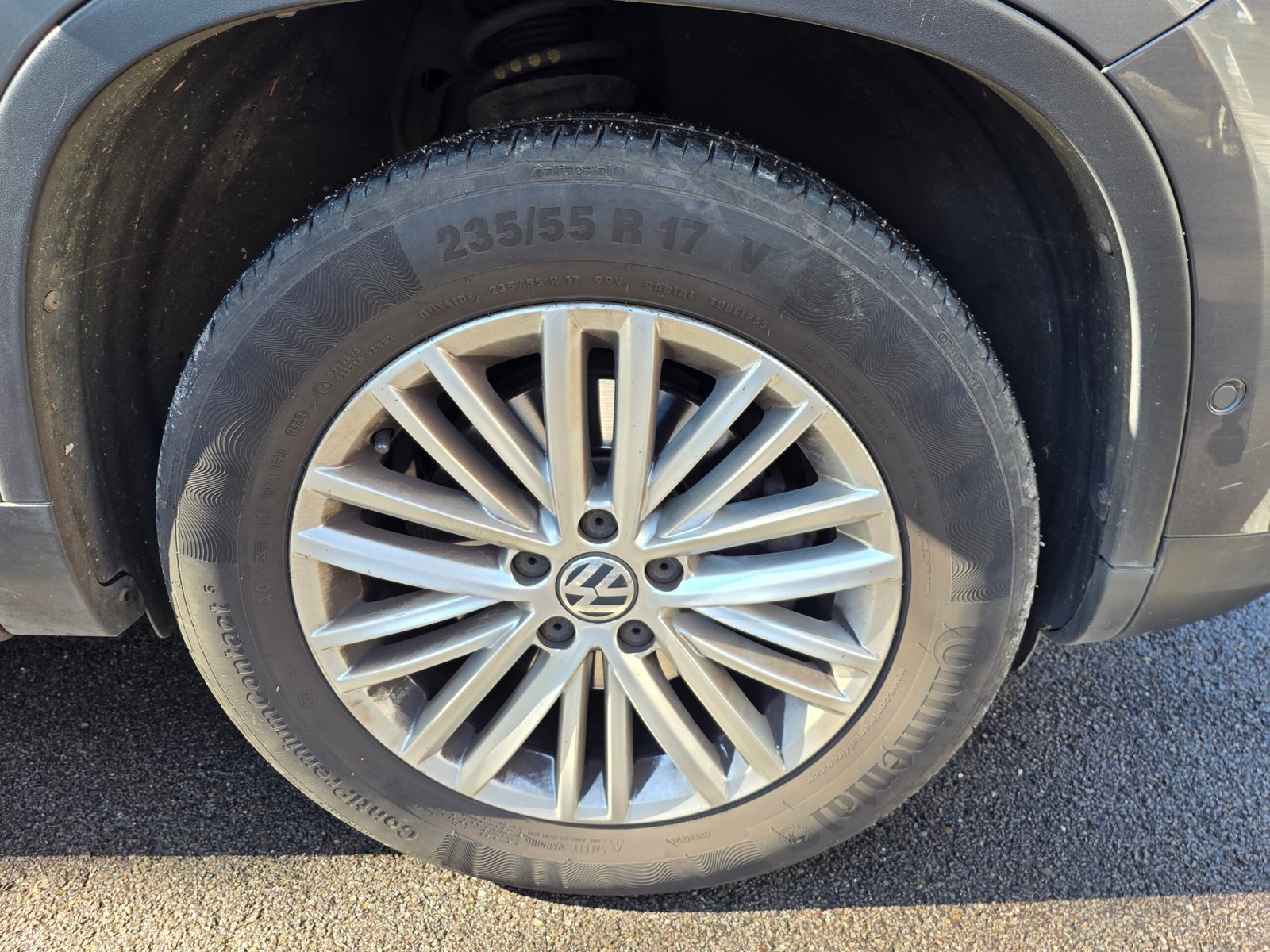 VOLKSWAGEN TIGUAN – 1.4 TSI 122ch BVM6 Série Spéciale CUP