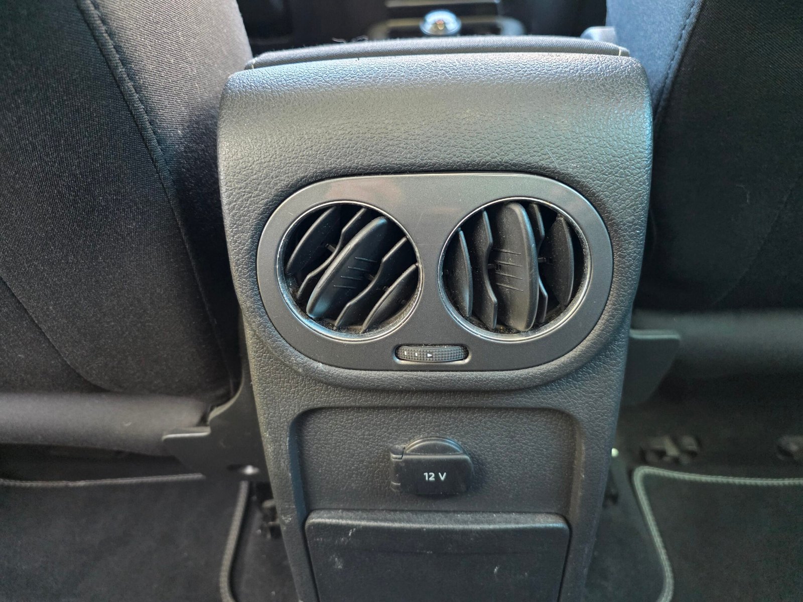 VOLKSWAGEN TIGUAN – 1.4 TSI 122ch BVM6 Série Spéciale CUP