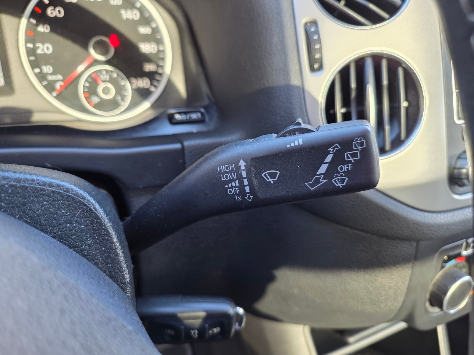 VOLKSWAGEN TIGUAN – 1.4 TSI 122ch BVM6 Série Spéciale CUP