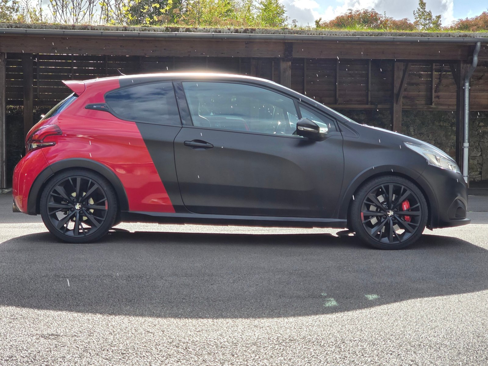 PEUGEOT 208 GTi by PEUGEOT SPORT – 1.6 THP 208ch BVM6