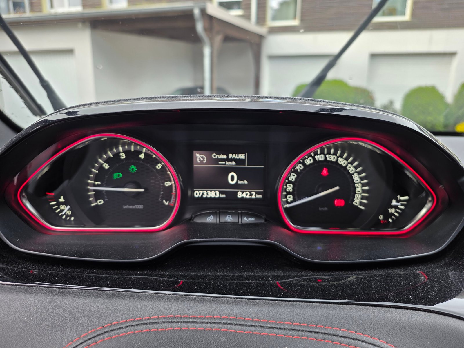 PEUGEOT 208 GTi by PEUGEOT SPORT – 1.6 THP 208ch BVM6