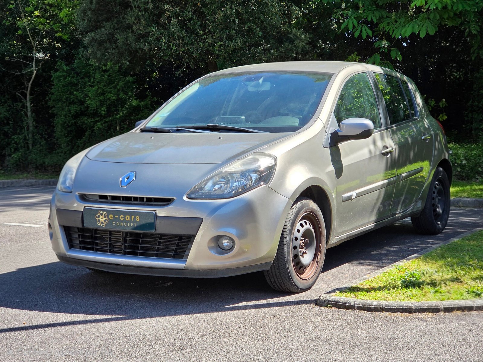 RENAULT CLIO 3 – 1.5 dCi 75ch BVM5