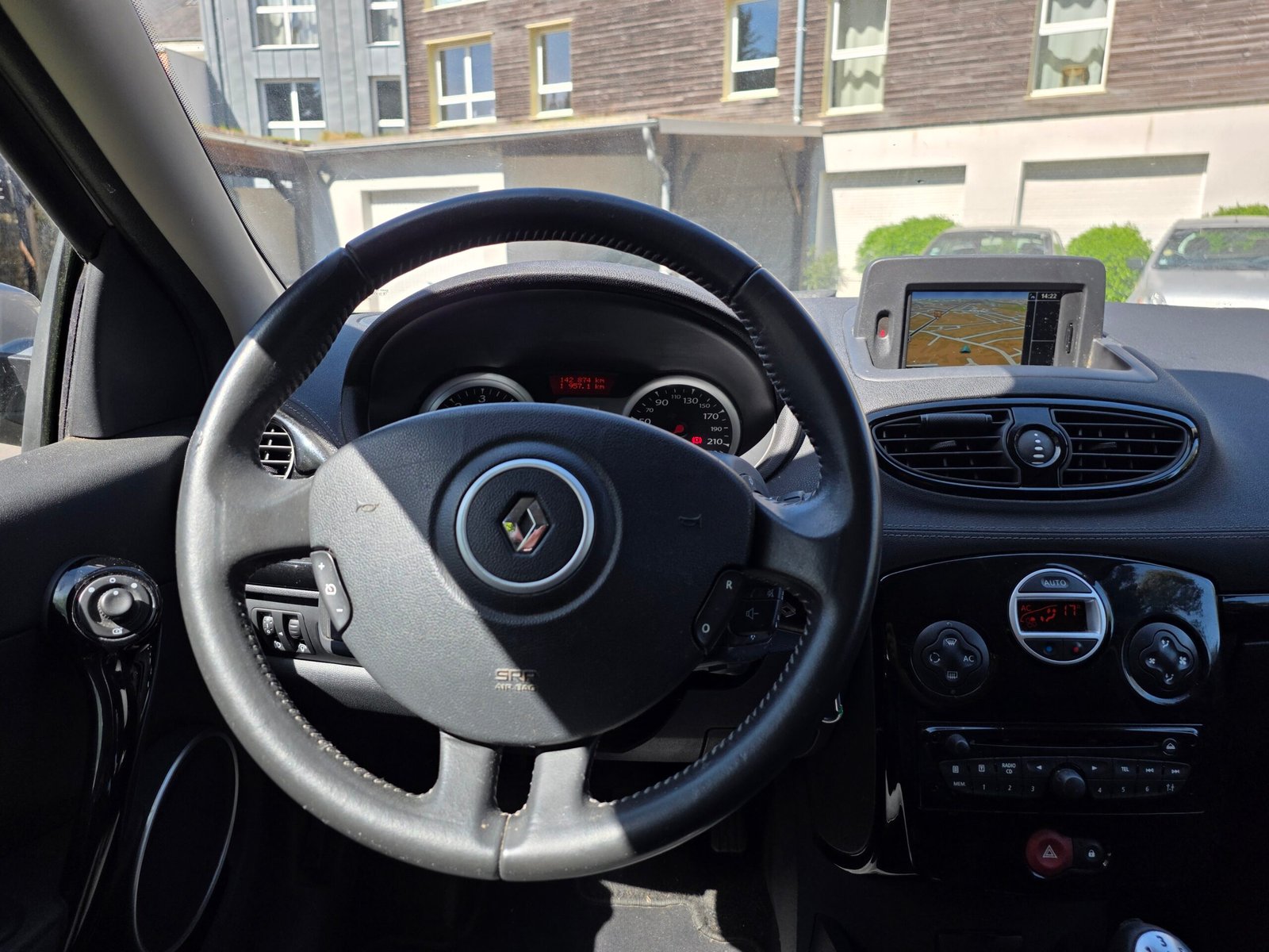 RENAULT CLIO 3 – 1.5 dCi 75ch BVM5