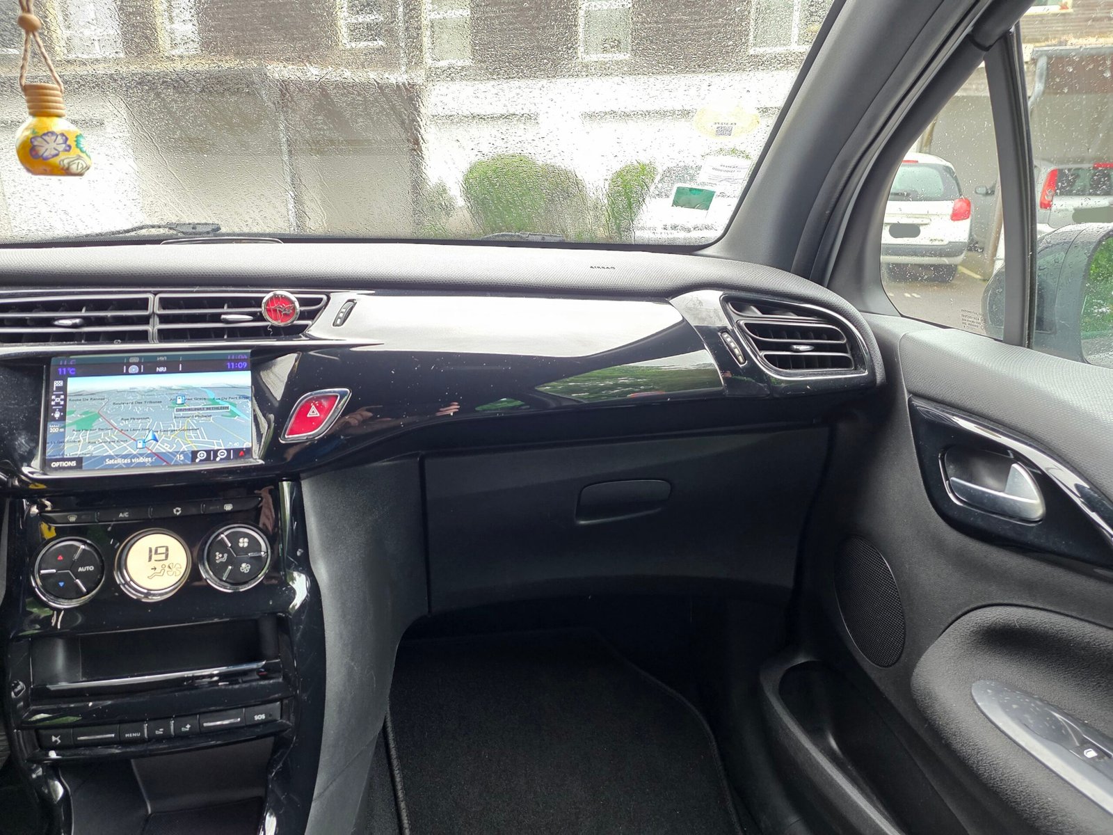 DS 3 SO CHIC – 1.6 BlueHDi 100ch BVM5