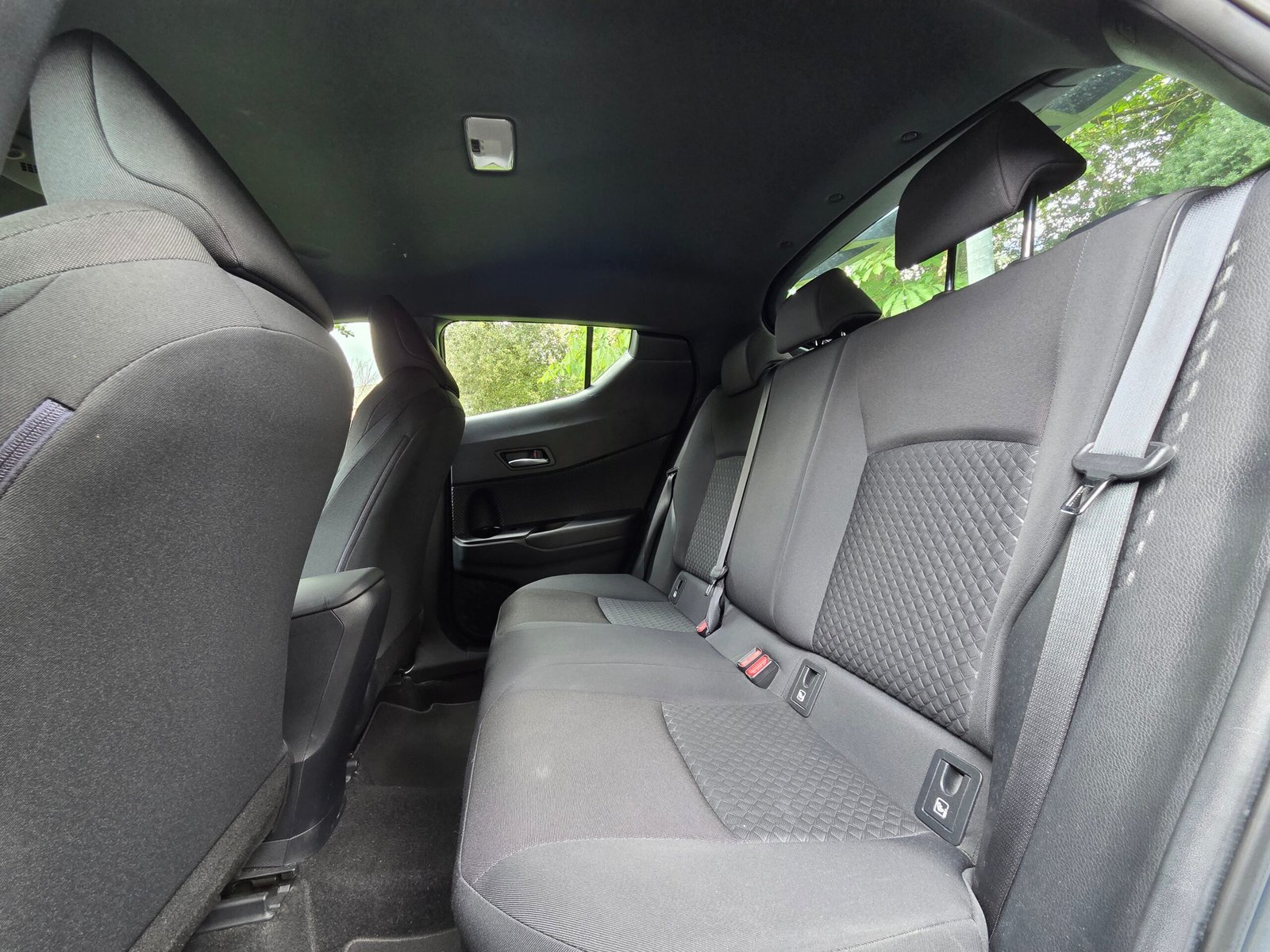 TOYOTA C-HR – 1.8 Hybrid 122ch Dynamic