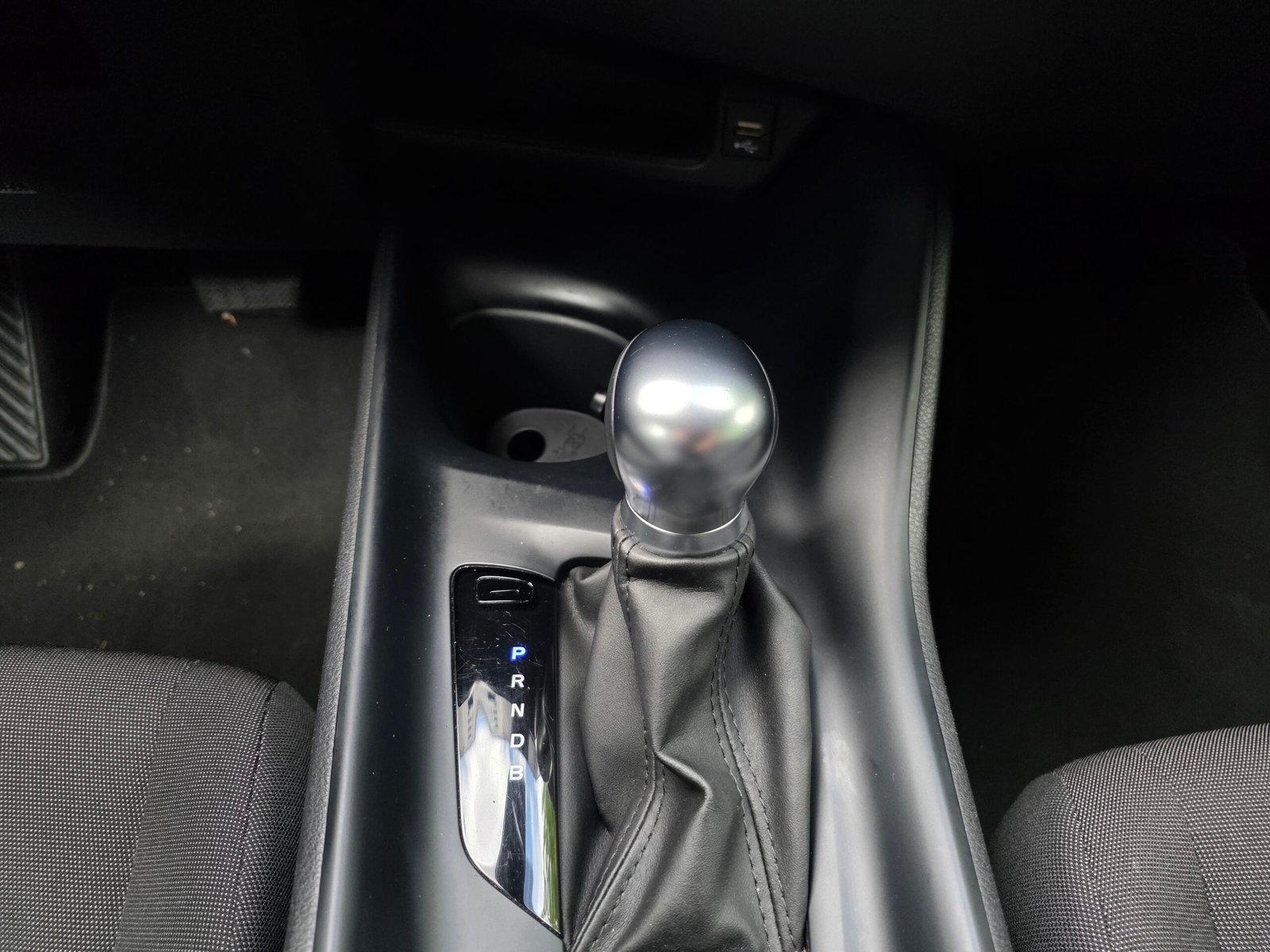 TOYOTA C-HR – 1.8 Hybrid 122ch Dynamic