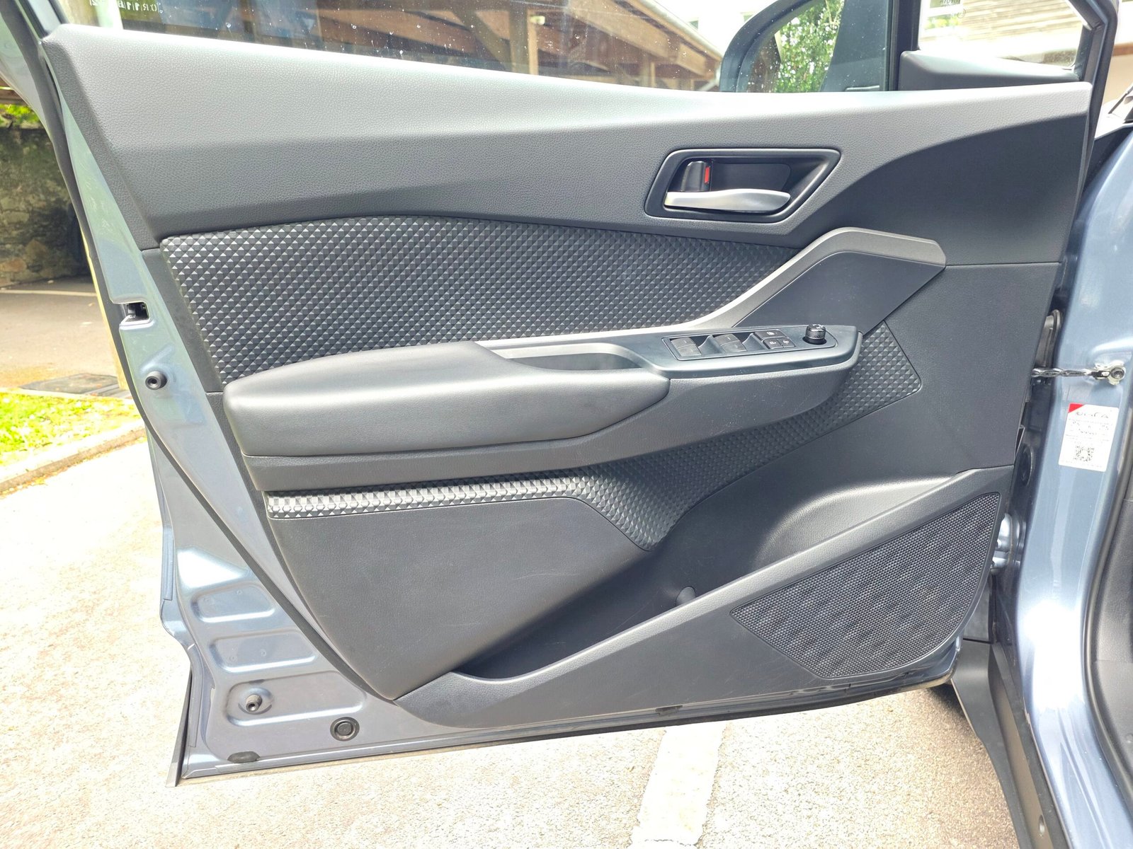 TOYOTA C-HR – 1.8 Hybrid 122ch Dynamic