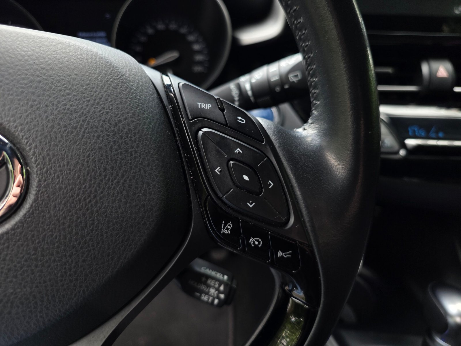 TOYOTA C-HR – 1.8 Hybrid 122ch Dynamic