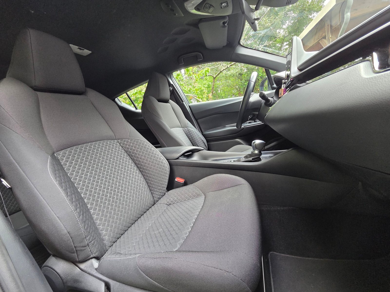 TOYOTA C-HR – 1.8 Hybrid 122ch Dynamic