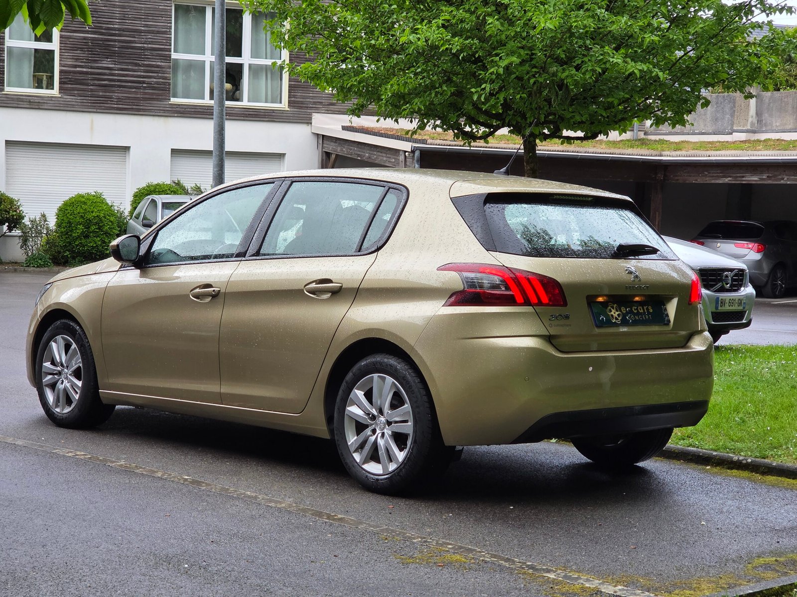 PEUGEOT 308 – 1.5 BlueHDi 130ch BVM6