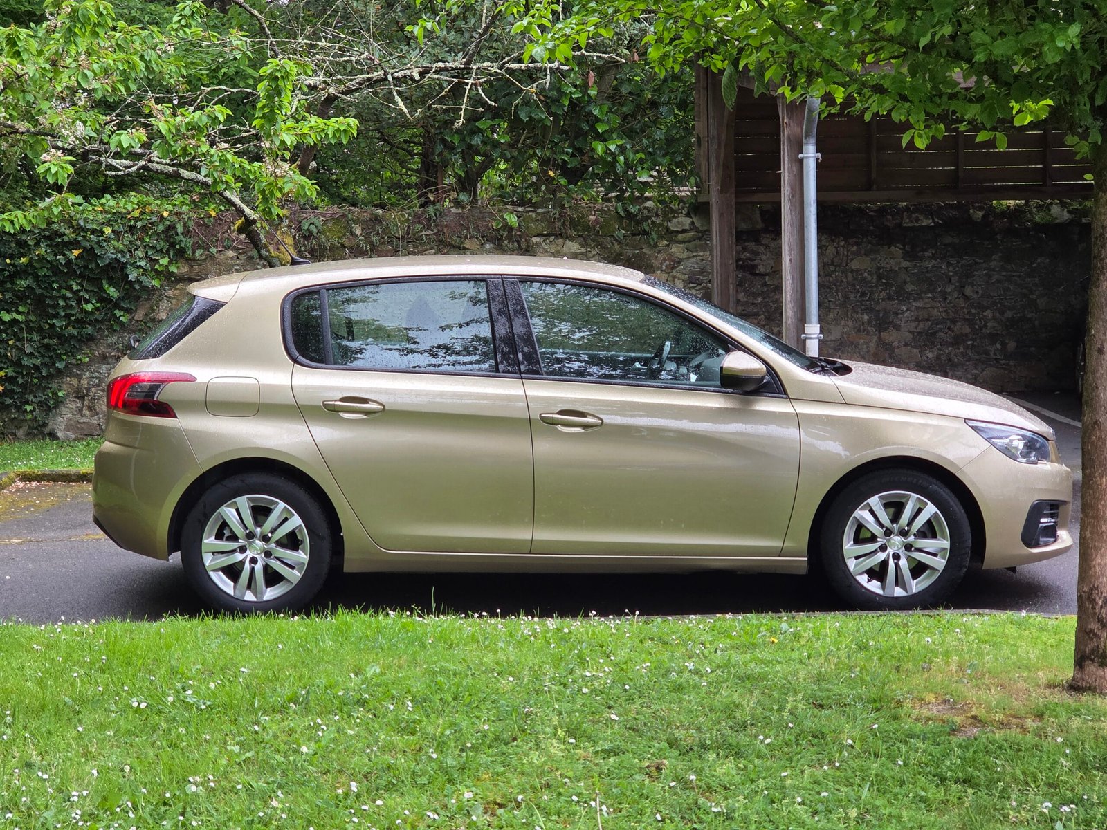 PEUGEOT 308 – 1.5 BlueHDi 130ch BVM6