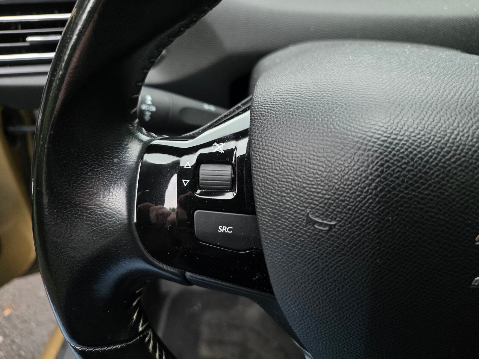 PEUGEOT 308 – 1.5 BlueHDi 130ch BVM6