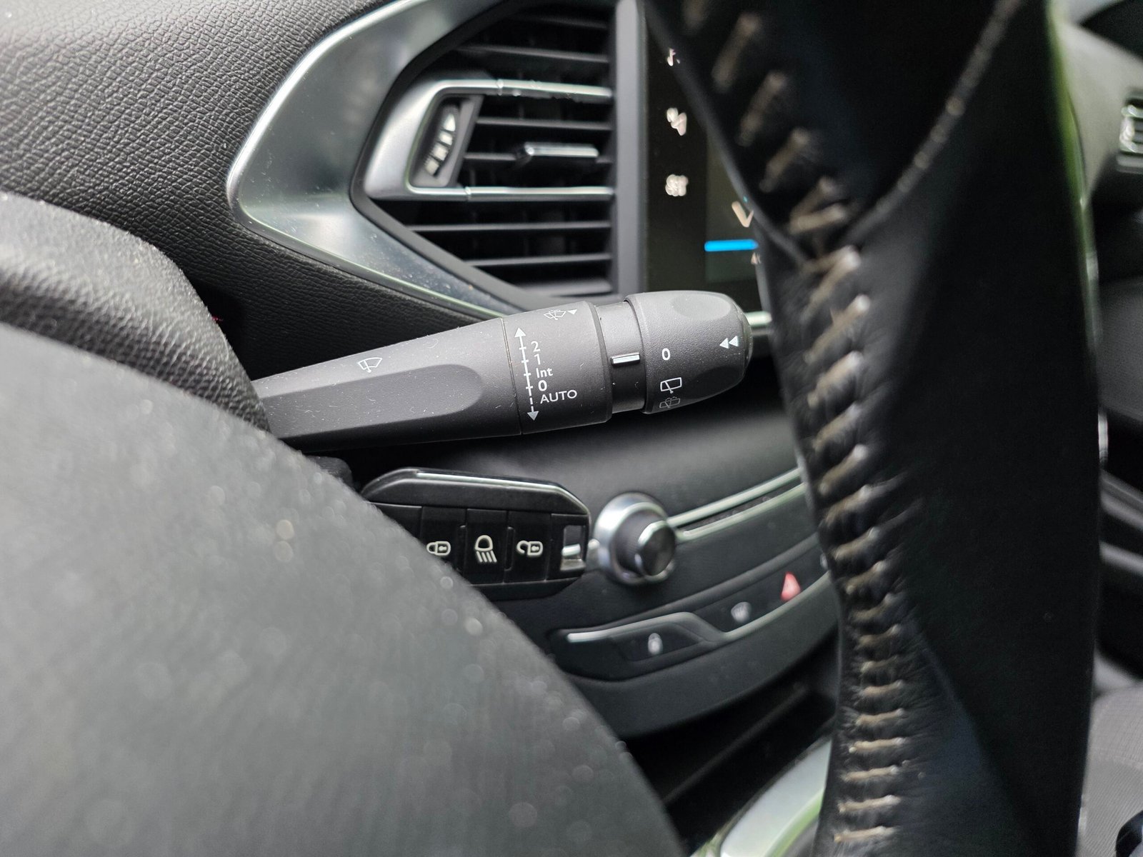 PEUGEOT 308 – 1.5 BlueHDi 130ch BVM6